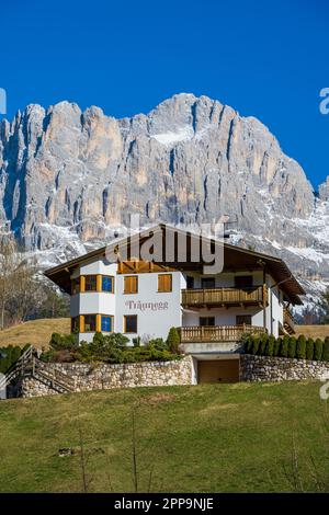 Massif de Rosengarten (Catinaccio), Dolomites, Tiers-Tires, Trentin-Haut-Adige/Sudtirol, Italie Banque D'Images