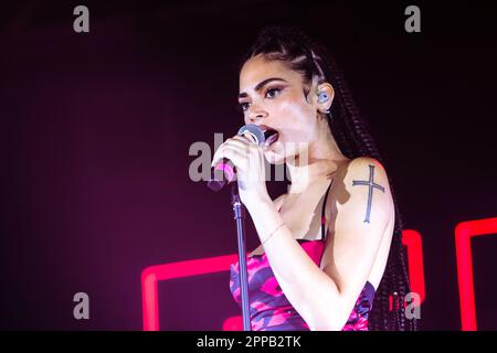 Tom Smith du groupe de rock anglais Editors live in concert at fabrique.Tom Smith du groupe de rock anglais Editors live in concert at fabrique.Elodie in concert at Circolo Magnolia in Milano, Italy on 26 juin 2022 in Milan, Italy. Banque D'Images