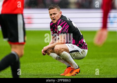 Rotterdam, pays-Bas. 23rd avril 2023. Rotterdam - Jens Toornstra du FC Utrecht lors du match entre Feyenoord et le FC Utrecht au Stadion Feijenoord de Kuip le 23 avril 2023 à Rotterdam, pays-Bas. Crédit : photos Box to Box/Alamy Live News Banque D'Images