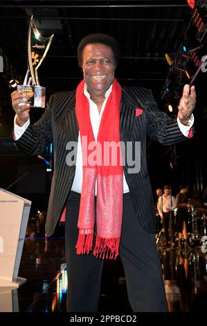 Roberto Blanco BEI der Verleihung der Goldenen sonne 2023 während der Sonnenklar.TV Gala im Wunderland Kalkar. Kalkar, 22.04.2023 Banque D'Images