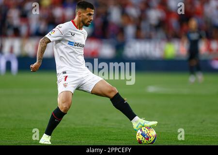 Jésus Joaquin Fernandez Suso du FC Séville pendant le match de la Ligue entre le FC Séville et le FC Villarreal joué au stade Sanchez Pizjuan sur 23 avril 2023 à Séville, Espagne.(photo par Antonio Pozo / PRESSIN) Banque D'Images