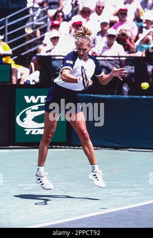 Steffi Graf (GER) en compétition aux Championnats Lipton 1999 Banque D'Images