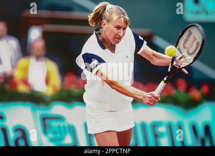 Steffi Graf (GER) en compétition à l'Open de France 1999 Banque D'Images