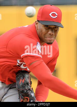 Pittsburgh, États-Unis. 23rd avril 2023. Cincinnati Reds départ lanceur Hunter Greene (21) jette contre les pirates de Pittsburgh pendant le deuxième repas au parc PNC le dimanche 23 avril 2023 à Pittsburgh. Photo par Archie Carpenter/UPI crédit: UPI/Alay Live News Banque D'Images