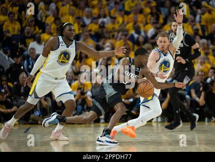 San Francisco, Californie, États-Unis. 23rd avril 2023. Au cours du match 4 de la première série de matchs de la NBA au Chase Center de San Francisco, dimanche, 23 avril 2023. (Credit image: © Paul Kitagaki Jr./ZUMA Press Wire) USAGE ÉDITORIAL SEULEMENT! Non destiné À un usage commercial ! Crédit : ZUMA Press, Inc./Alay Live News Banque D'Images