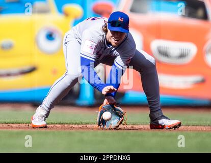 San Francisco, Californie, États-Unis. 23 avril 2023 San Francisco CA, États-Unis Le troisième joueur de New York Brett Baty (22) joue sur le terrain pendant le match de la MLB entre les mets de New York et les Giants de San Francisco à Oracle Park San Francisco Calif. Thurman James/CSM crédit: CAL Sport Media/Alay Live News Banque D'Images