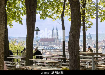 Restaurant Letenska zahradni, Letenske sady, Letna, Praha, Ceska republika / restaurant de jardin Letna, vergers de letna, Prague, République Tchèque Banque D'Images