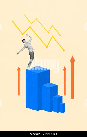 Résumé création collage photo de l'homme imprudent équilibrant sur le bord de l'échelle analyser le marché instable isolé sur fond beige couleur Banque D'Images