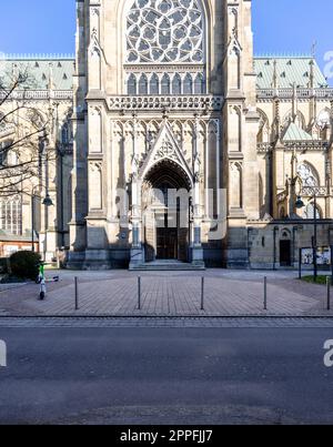 Façade de la Nouvelle cathédrale néo-gothique, Linz, Autriche Banque D'Images