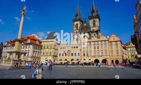 Prague Place de la vieille ville et de l'Église Mère de Dieu avant de Tyn à Prague, République tchèque. Banque D'Images