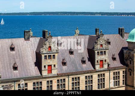 Château médiéval de Kronborg sur la mer du Nord au-dessus du détroit d'Oresund, Helsingor, Danemark Banque D'Images