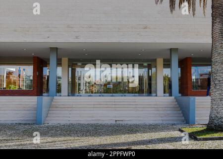 Vue extérieure du centre d'arts et de divertissement CAE, Figueira da Foz, Portugal Banque D'Images