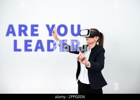 Affiche Are You leader. Concept signification définir la direction Créer des visions inspirantes motiver les autres Banque D'Images