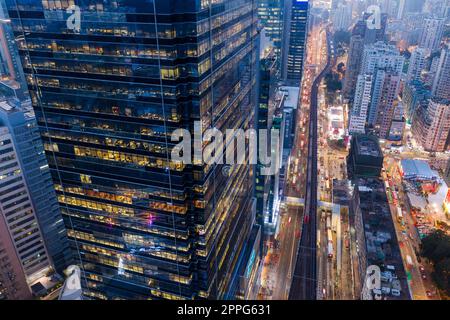 Kwun Tong, Hong Kong 25 février 2021 : vue de dessus de la soirée de Hong Kong Banque D'Images