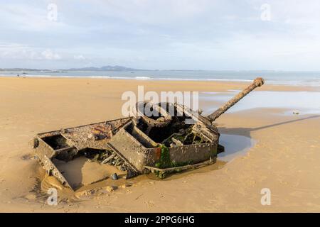 Char militaire abandonné M18 Hellcat sur la plage d'Oucuo à Kinmen Island Banque D'Images