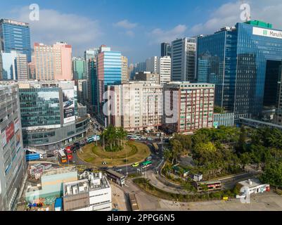 Kwun Tong, Hong Kong 28 décembre 2021 : quartier des affaires de Hong Kong, côté Kowloon Banque D'Images