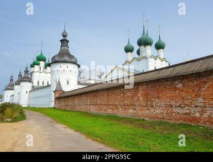 Vue du Kremlin de Rostov. Anneau d'or de la Russie. Banque D'Images