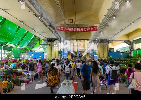 Taipei, Taïwan 07 août 2022 : marché aux fleurs de vacances de Jianguo dans la ville de Taipei, à Taïwan Banque D'Images