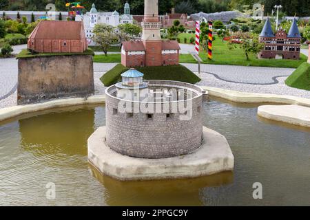 Baltic Park of miniatures, petite réplique du phare de Christianso au Danemark, Miedzyzdroje, Pologne Banque D'Images