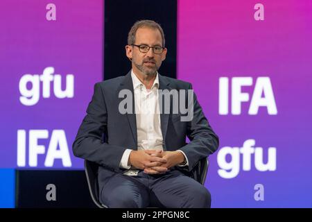 Conférence de presse d'ouverture de l'IFA 2022, Kai Mangelberger, Directeur de l'IFA 2022. Banque D'Images