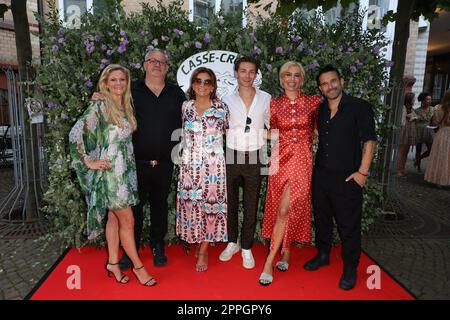 Nina Strathmann, Michael Hack, Claudia Obert, Max Suhr, Verena Kerth, Marc Terenzi, Ré-Opening Party des restaurants casse-croûte in der Neustadt, Hambourg, 23.08.2022 Banque D'Images