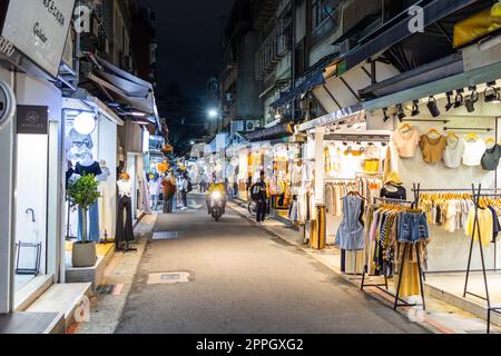 Taipei, Taïwan 24 mars 2022 : marché de nuit de Shida Banque D'Images