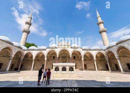 La mosquée Suleymaniye, une mosquée impériale ottomane, et la deuxième plus grande mosquée d'Istanbul, en Turquie Banque D'Images