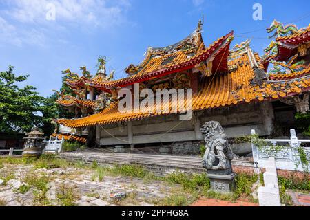 Nantou, Taïwan 25 octobre 2022 : Musée du tremblement de terre du temple Jiji Wuchang à Nantou, Taïwan Banque D'Images
