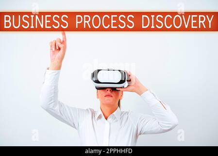 Légende conceptuelle Business Process Discovery. Concept d'entreprise mis en œuvre pour atteindre un objectif organisationnel cible Banque D'Images