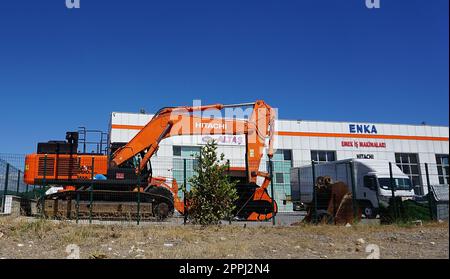 Bucarest, Roumanie - 12 septembre 2022 : : excavatrice HITACHI travaillant sur le chantier. Banque D'Images