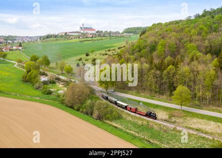 Haertsfeld Schaettere train à vapeur locomotive musée ferroviaire vue aérienne à Neresheim Allemagne Banque D'Images