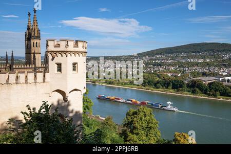 Bateau de navigation intérieure, Rhin, Allemagne Banque D'Images