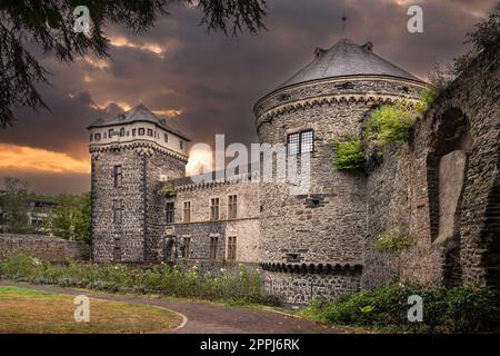 Château d'Andernach, Rhénanie-Palatinat, Allemagne Banque D'Images