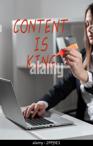 Légende du texte le contenu de présentation est roi. Présentation commerciale le contenu est au cœur des stratégies de marketing d'aujourd'hui Banque D'Images