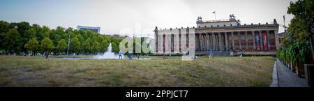 Vue panoramique sur le musée Altes et le quartier Lustgarten à Berlin, Allemagne Banque D'Images