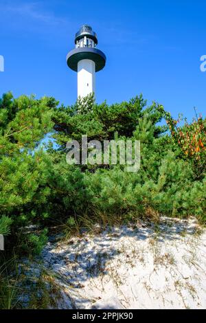 Dueodde FYR, le plus haut phare du Danemark, sur la plage de Dueodde, à l'extrémité sud-est de l'île de Bornholm, au Danemark. Banque D'Images