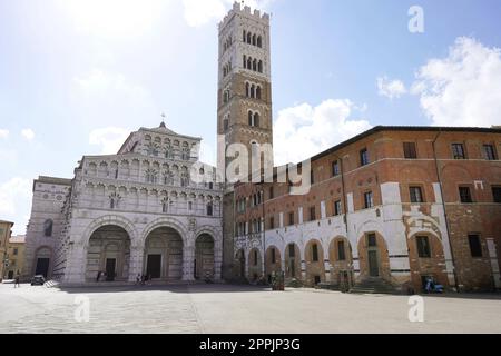 LUCQUES, ITALIE - 25 JUIN 2022 : Cathédrale de Lucques de Saint Martin, Toscane, Italie Banque D'Images