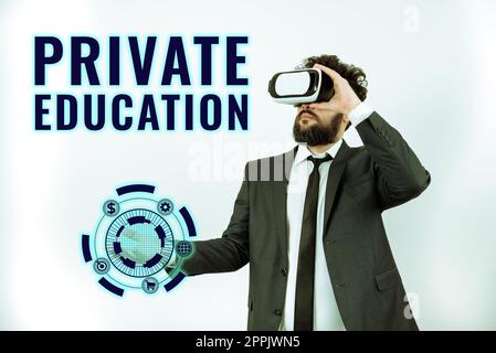 Affiche textuelle indiquant l'éducation privée. Présentation de l'entreprise appartenant à une personne ou un groupe particulier Banque D'Images