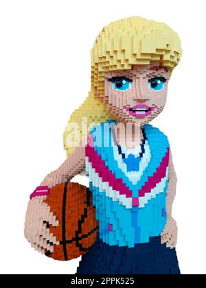 Budapest, Hongrie - 12 Nov 2022 : fille de handball faite d'éléments Lego. Banque D'Images