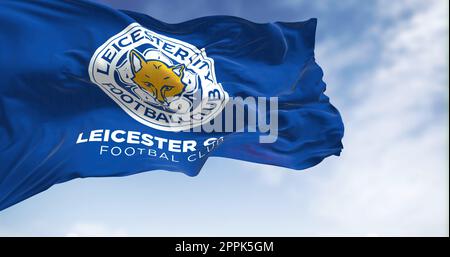 Vue rapprochée du drapeau du Leicester City football Club qui agite Banque D'Images