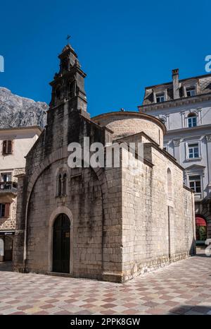 Église Saint-Luc, vieille ville de Kotor au Monténégro Banque D'Images