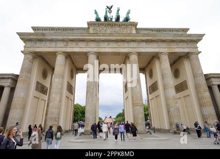 BERLIN - ALLEMAGNE - 9 JUILLET 2022 : porte de Brandebourg, Berlin, Allemagne Banque D'Images