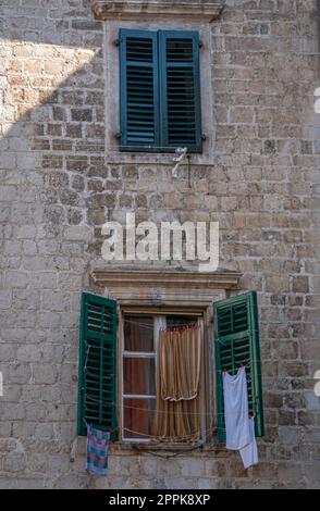 Architecture dans la vieille ville de Kotor au Monténégro Banque D'Images