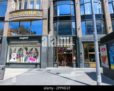 Magasin Desigual à Prague, république tchèque Banque D'Images