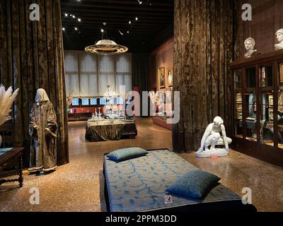 Intérieur du Musée Museo Fortuny dans la ville de Venise Banque D'Images