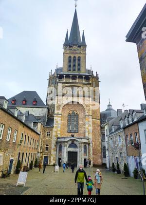 L'entrée Westwerk de la cathédrale d'Aix-la-Chapelle, allemagne Banque D'Images