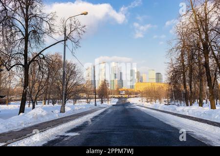 Vue des gratte-ciel de Moscou depuis Poklonnaya Gora Banque D'Images