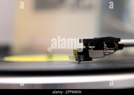 Tonearm d'un tourne-disque Banque D'Images