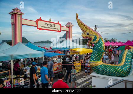 THAÏLANDE PRACHUAP KHIRI KHAN NIGHTMARKET Banque D'Images