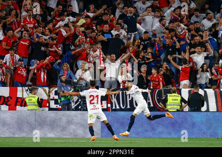 Youssef en-Nesyri du FC Séville lors du match de la Ligue entre le FC Séville et le FC Villarreal joué au stade Sanchez Pizjuan sur 23 avril 2023 à Séville, Espagne.(photo d'Antonio Pozo / PRESSIN) Banque D'Images